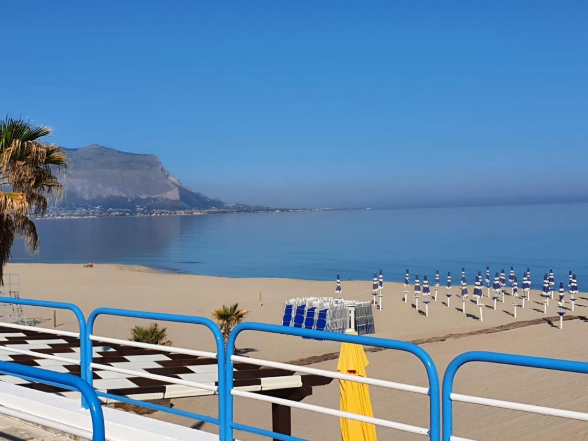 Vila La Dependance Delle Mimose Isola delle Femmine Exteriér fotografie